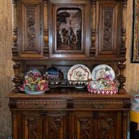 Credenza Francese del 1500