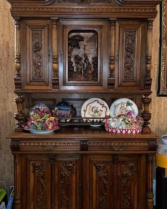 Credenza Francese del 1500