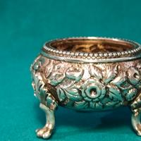 Antica saliera su piedini- S. Kirk & Son