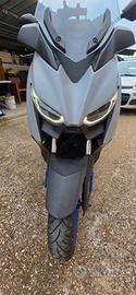 Xmax 300 2021 special edition