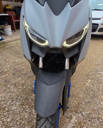Xmax 300 2021 special edition