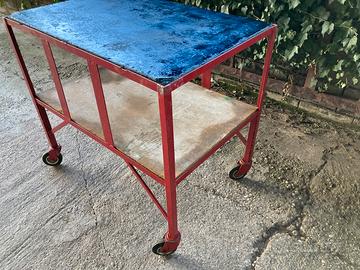 Carrello 2 ripiani e 4 ruote girevoli