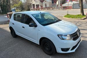 DACIA SANDERO 2016