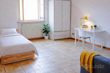 Stanza comoda vicina le facoltà [PI_PLS25_S1]