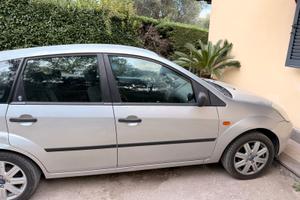 Ford fiesta 1.4 TDCi Ghia