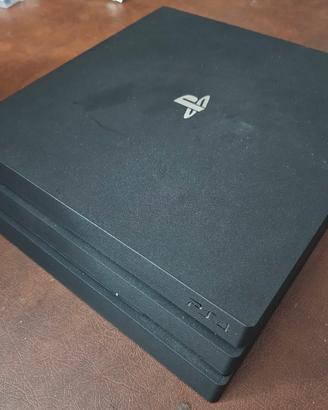 Play Station 4 PRO 1TB