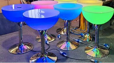 TAVOLI CON LUCE RGB