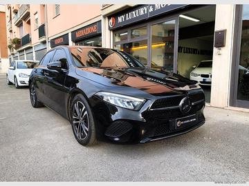 MERCEDES-BENZ A 180 Aut. Executive SPORT P.CONSEGN