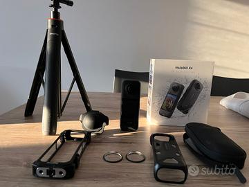 Insta360 x4 più kit accessori smallRig
