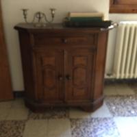 Piccola credenza