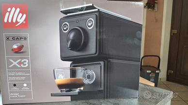 macchinetta caffè illy