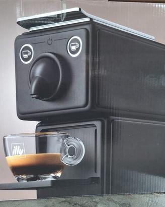 macchinetta caffè illy