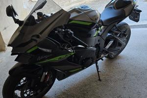 KAWASAKI ZX10R PERFORMANCE