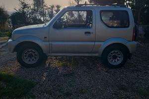 Suzuki Jimmy benzina