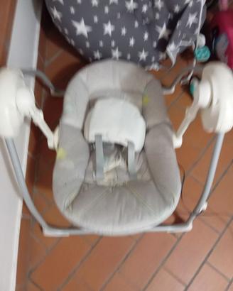 Dondolo elettrico. Con musica