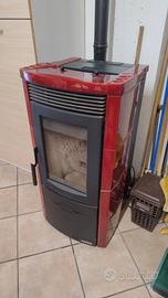 Stufa a pellet bordeaux Dal Zotto Mod. Mirella