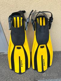 Mares pinne subacquea