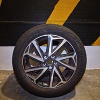 Cerchio in lega con la gomma 