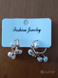 set 5 paia di orecchini 