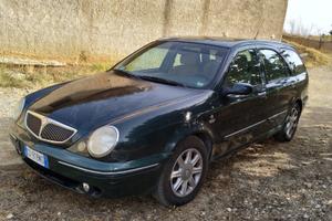 Lancia Lybra SW 2.4 JTD diesel 2003 ottime condizi
