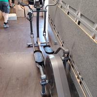 step professionale con computer 