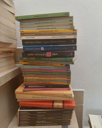 libri vari a centinaia