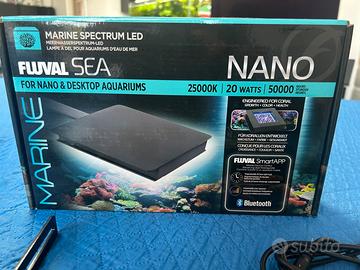 lampada per acquario marino Fluval Sea Nano