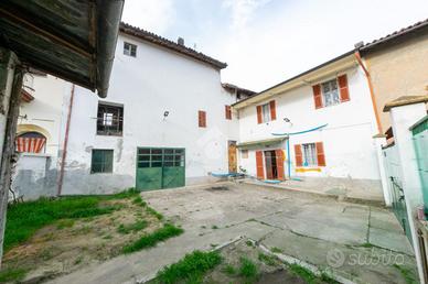 CASA SEMINDIPENDENTE A BREME