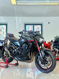 KAWASAKI Z 900 ACCESSORIATA FINANZIABILE