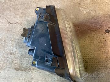 Fari Audi A4 -1998