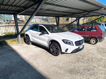 Mercedes GLA 