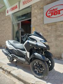 YAMAHA TRICITY 300