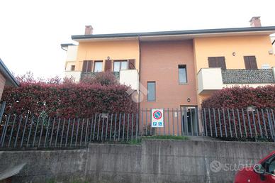 2 LOCALI A AICURZIO