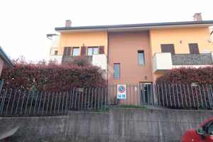 2 locali a aicurzio