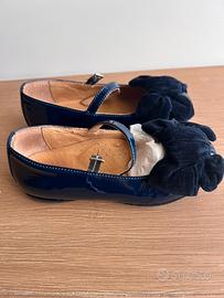 scarpe vernice blu con fiocco velluto blu n.27