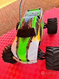 Monster Truck Traxxas motore a scoppio