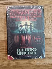 Stranger Things Il Libro ufficiale cartonato Sperl