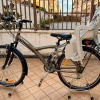 Bicicletta 28’’ B-TWIN original 700 con seggiolino