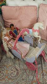 Carrozza Barbie Rapunzel e Principe