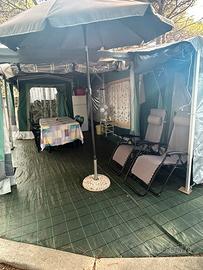Roulotte completa di veranda, gazebo e cucinotto