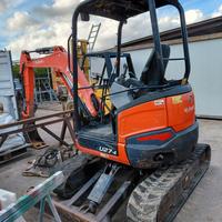 KUBOTA U 27 - 4 2015