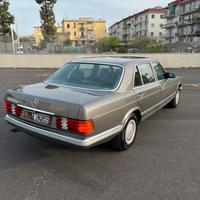 Mercedes 5000 V8 targa nera