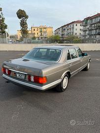 Mercedes 5000 V8 targa nera