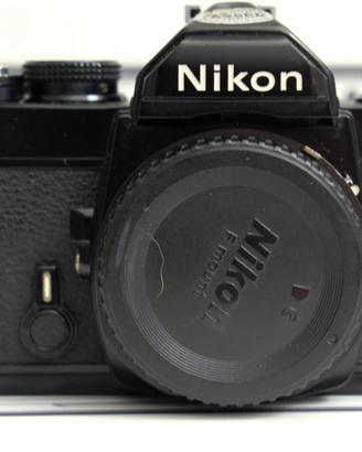 Nikon FM nera