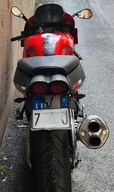Aprilia rsv 1000