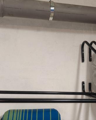 Scaffale porta pneumatici