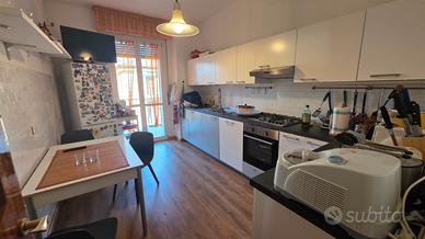 VR358 Appartamento 200 mq zona Ospedale