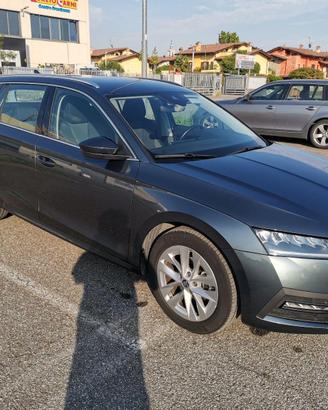 Skoda Octavia IV Wagon 2.0 tdi evo Style 150cv