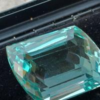 topazio da 77.40 cti 