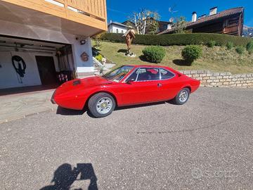 MACCHINA D'EPOCA FERRARI DINO 208 GT4